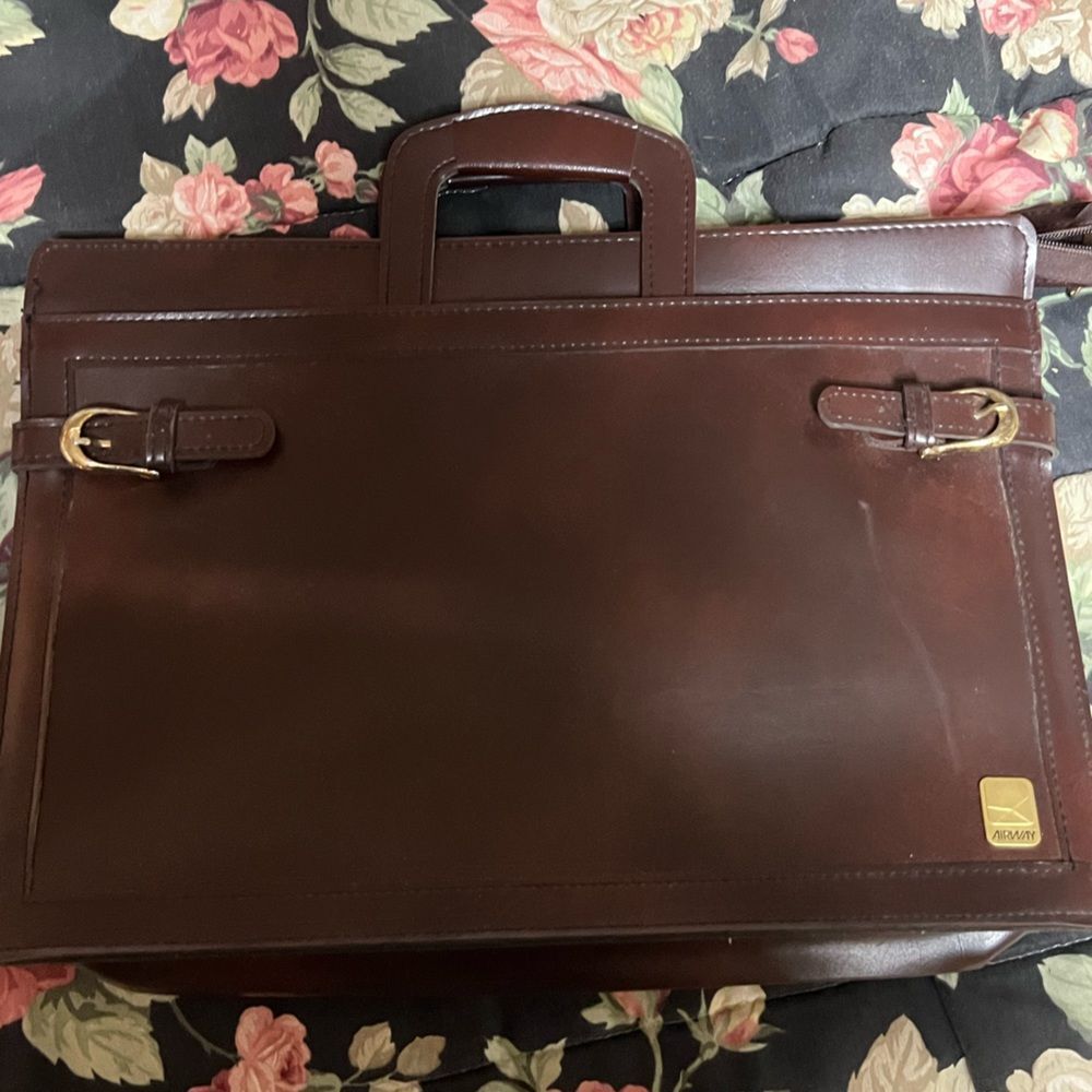 EUC Vintage Airway Briefcase